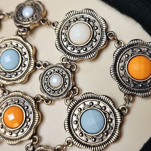 STATEMENT BIB STYLE NECKLACE WITH ORANGE,BLUE,AND WHITE STONES - Picture 7 of 8